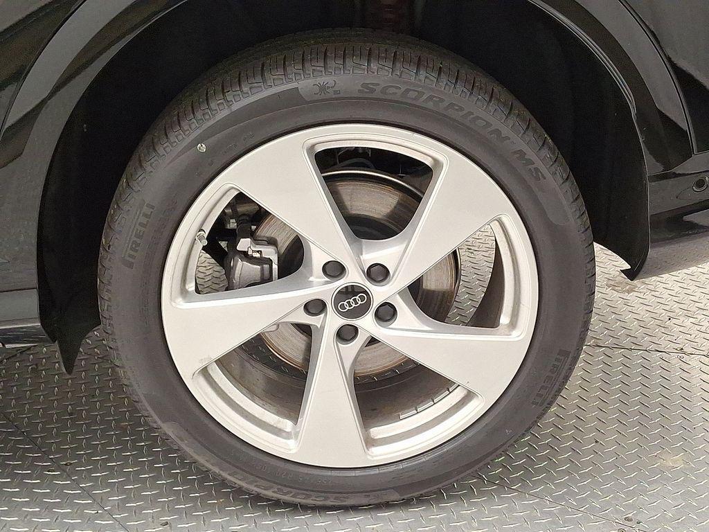 new 2025 Audi Q5 car, priced at $61,390