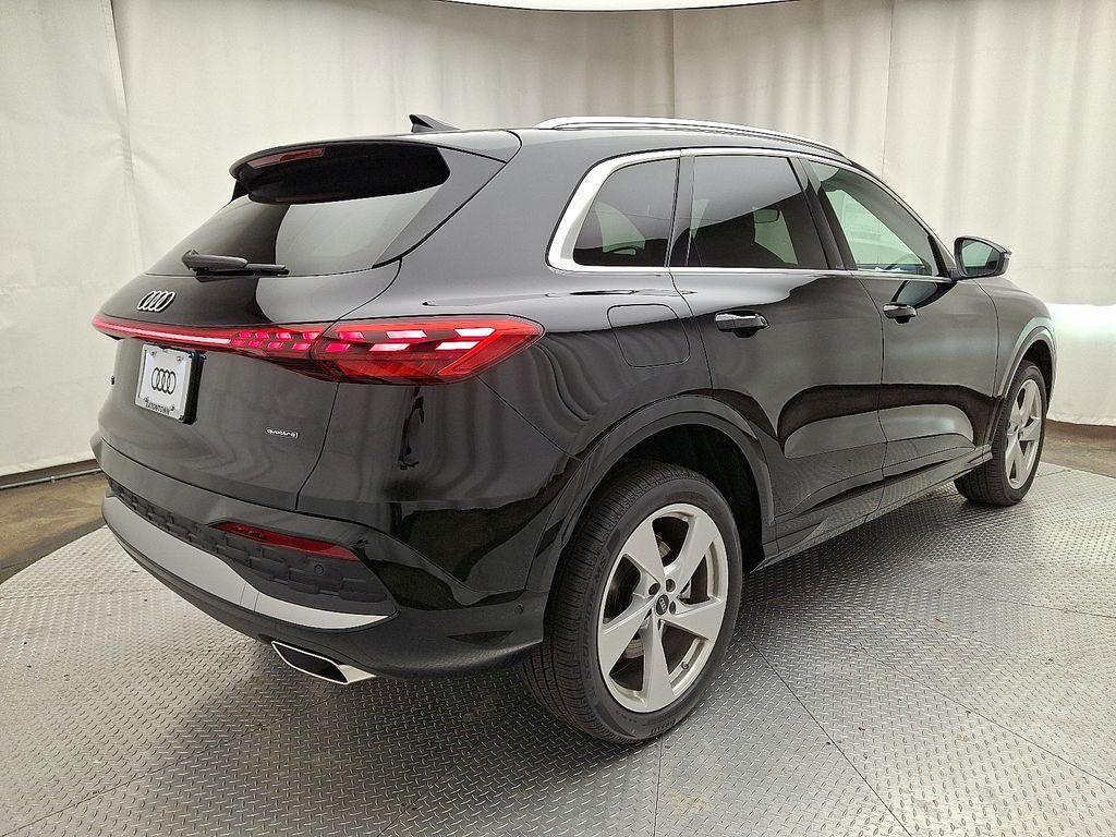 new 2025 Audi Q5 car, priced at $61,390