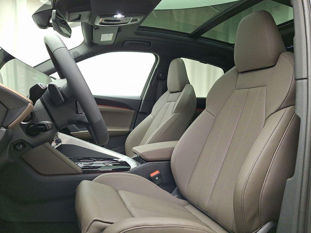 new 2025 Audi Q5 Sportback car, priced at $62,275
