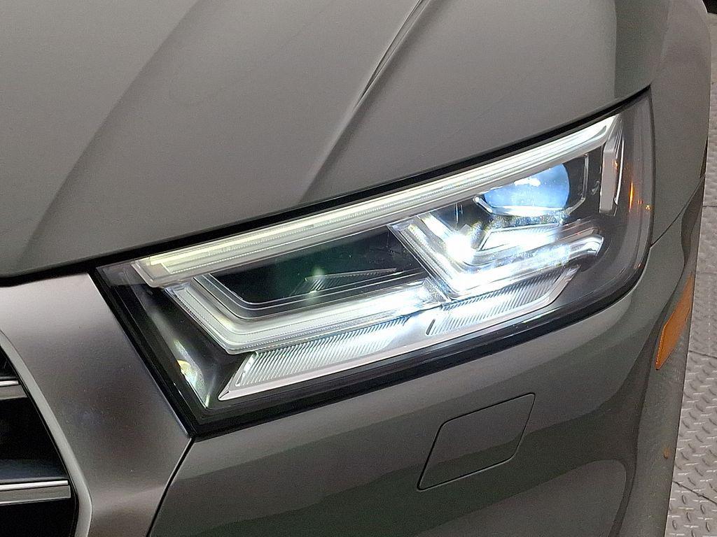 used 2019 Audi SQ5 car, priced at $29,880