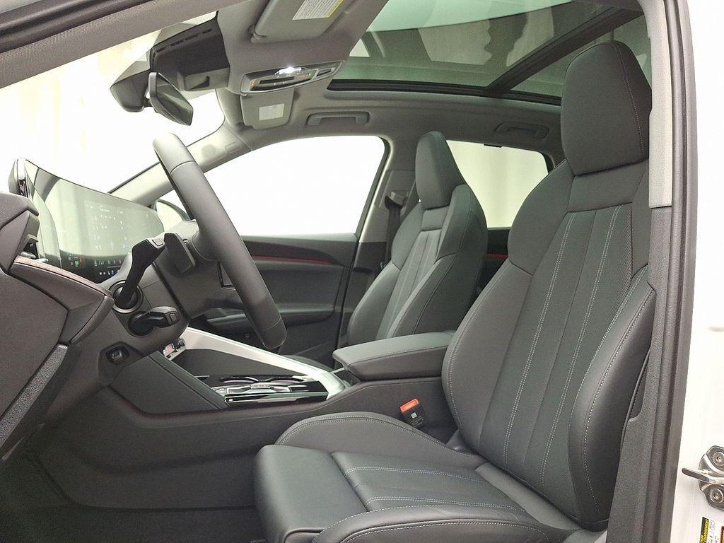 new 2025 Audi Q5 car, priced at $61,430