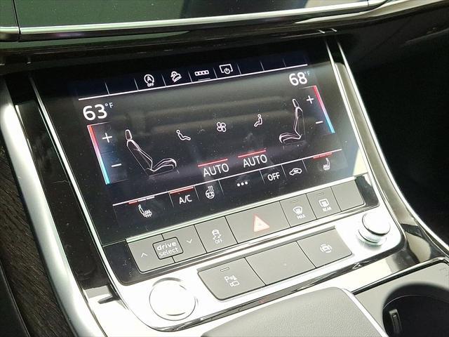 new 2025 Audi Q7 car, priced at $70,755