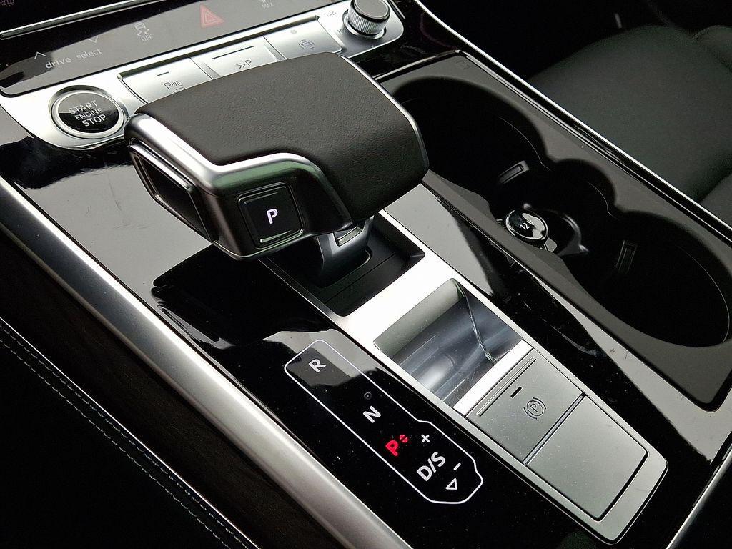 new 2026 Audi Q7 car, priced at $85,695