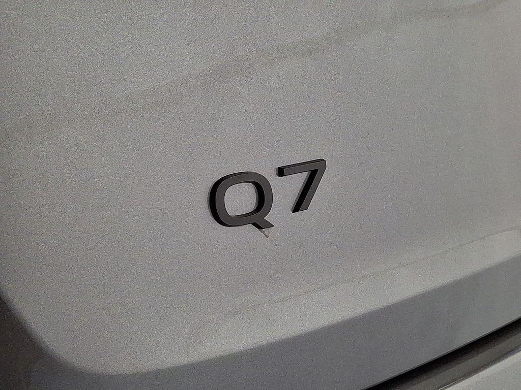 new 2026 Audi Q7 car, priced at $85,695