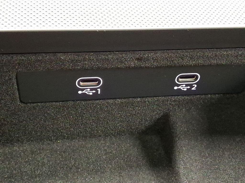 new 2026 Audi Q7 car, priced at $85,695