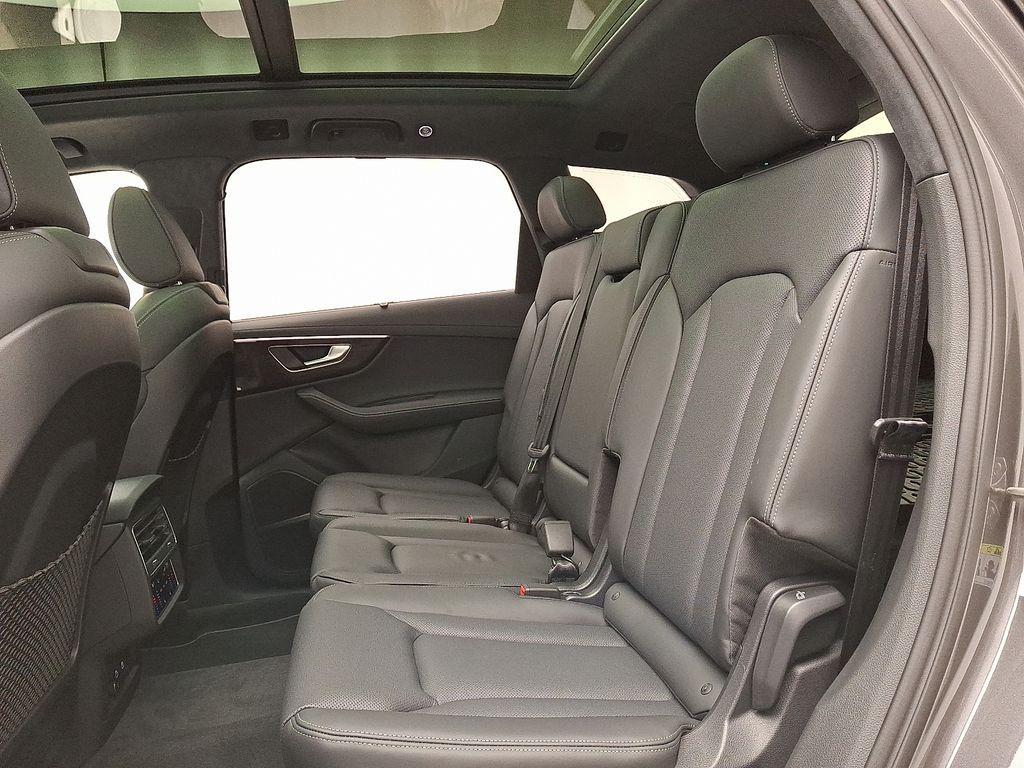 new 2026 Audi Q7 car, priced at $85,695