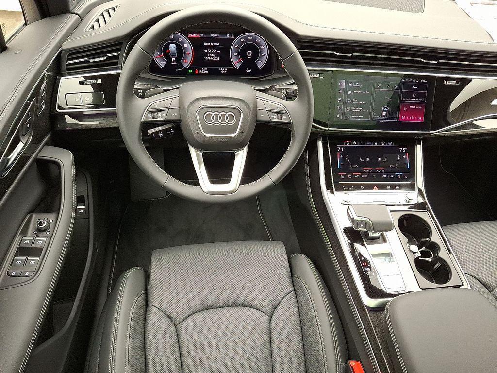 new 2026 Audi Q7 car, priced at $85,695