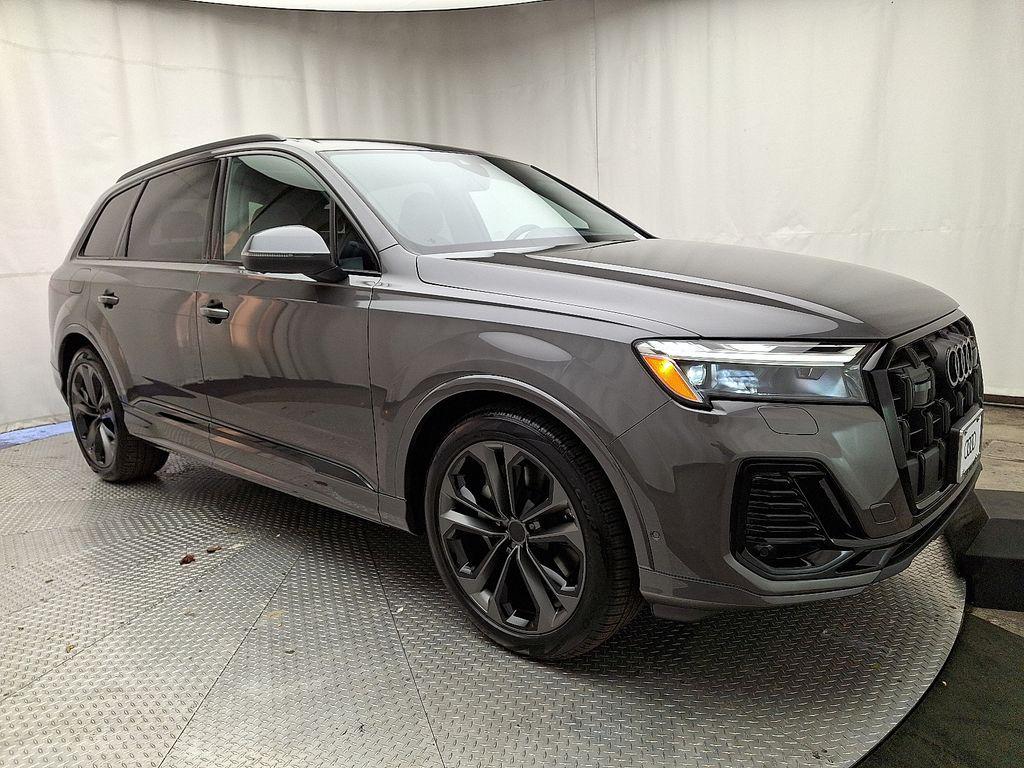 new 2026 Audi Q7 car, priced at $85,695