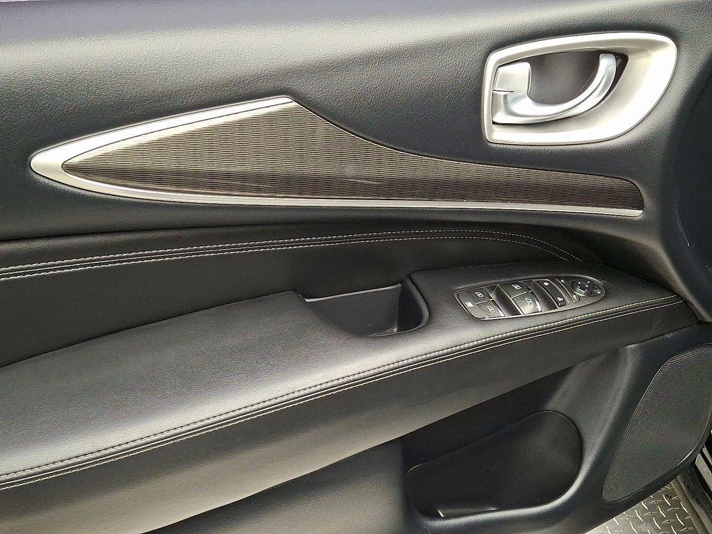 used 2019 INFINITI QX60 car, priced at $15,000