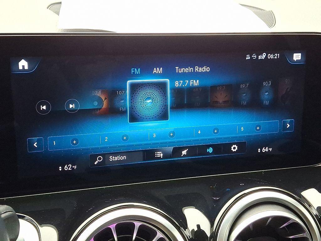 used 2022 Mercedes-Benz GLB 250 car, priced at $25,825