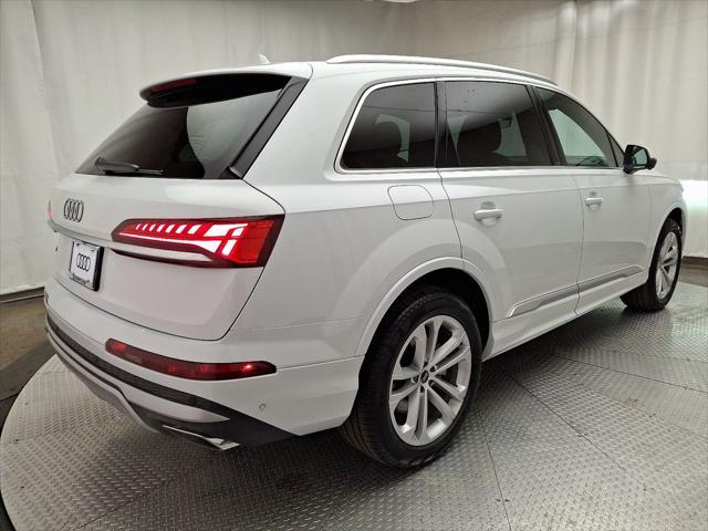 new 2025 Audi Q7 car, priced at $66,240