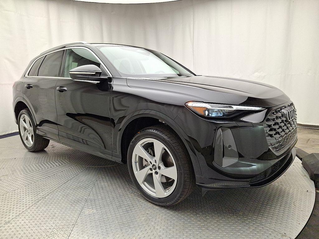new 2025 Audi Q5 car, priced at $61,430