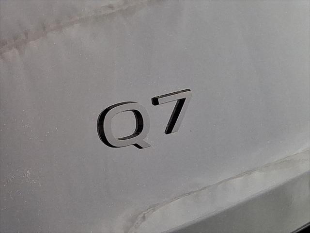 new 2025 Audi Q7 car, priced at $77,805