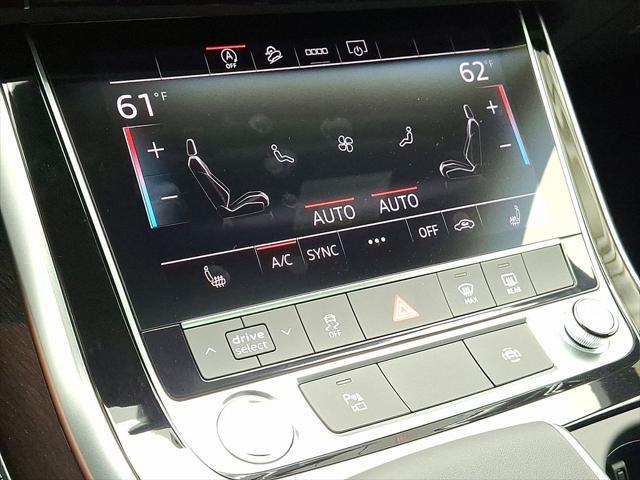 new 2025 Audi Q7 car, priced at $76,090
