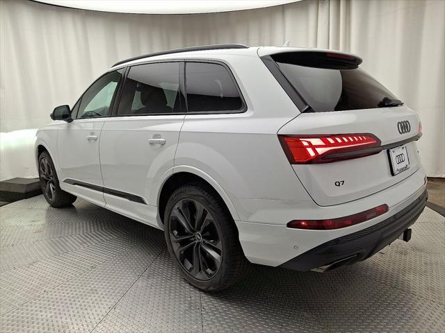 new 2025 Audi Q7 car, priced at $76,090