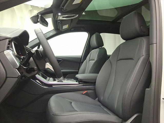 new 2025 Audi Q7 car, priced at $76,090