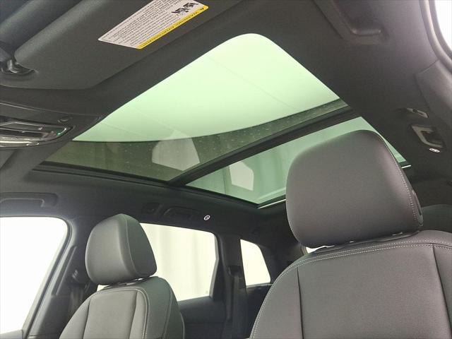 new 2025 Audi Q7 car, priced at $72,290