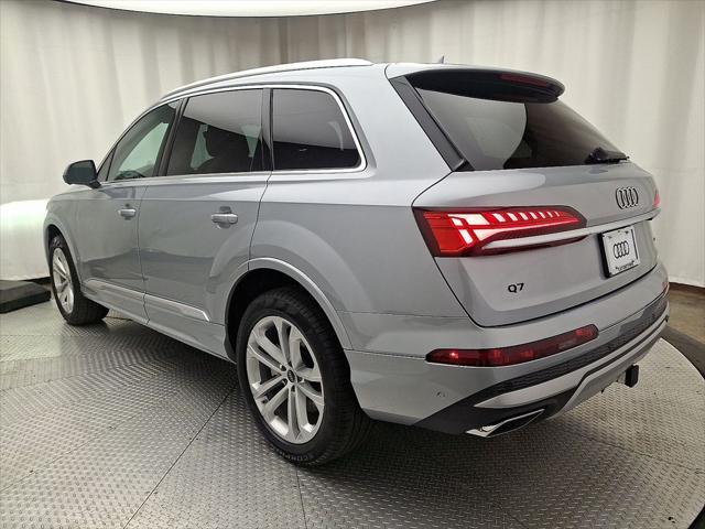 new 2025 Audi Q7 car, priced at $72,290