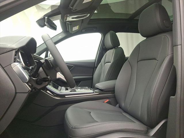new 2025 Audi Q7 car, priced at $72,290