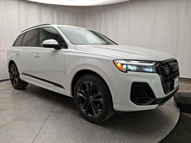 new 2025 Audi Q7 car, priced at $77,880