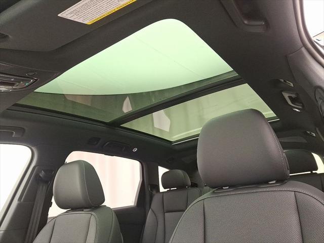 new 2025 Audi Q7 car, priced at $77,805