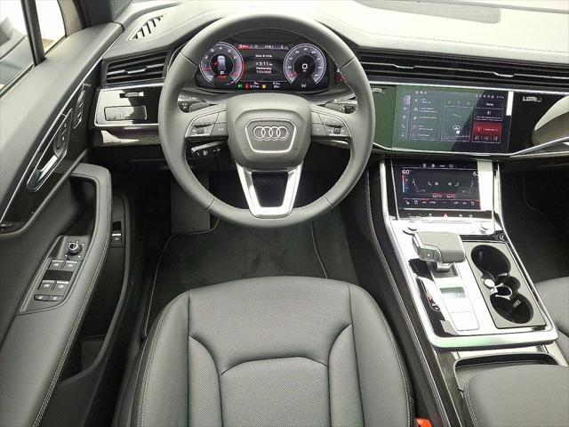 new 2025 Audi Q7 car, priced at $77,805