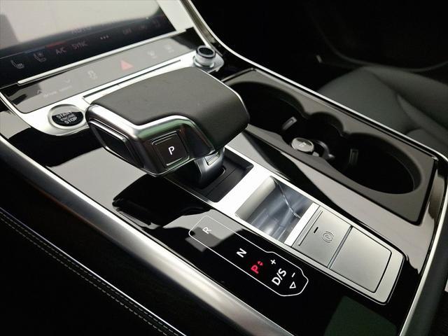 new 2025 Audi Q7 car, priced at $77,805