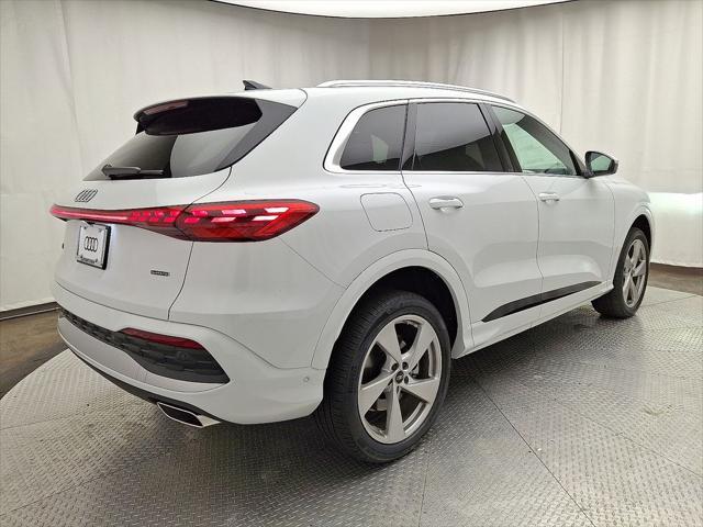 new 2025 Audi Q5 car, priced at $61,105
