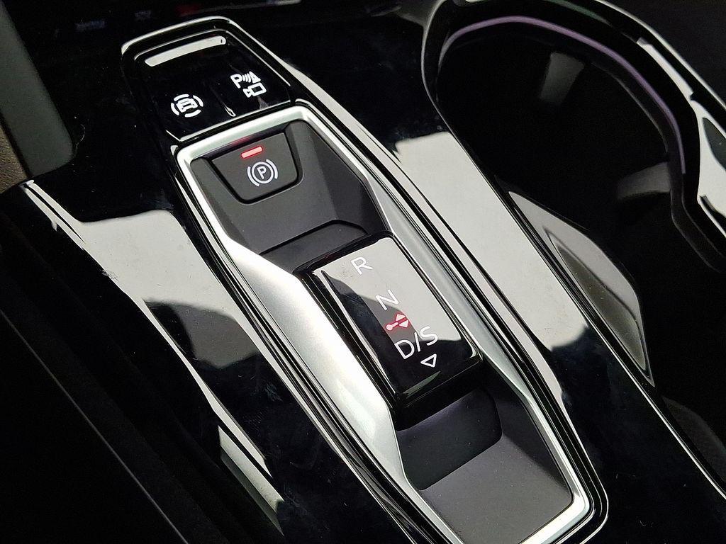 new 2025 Audi Q5 car, priced at $61,105