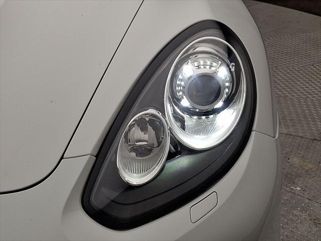 used 2015 Porsche Panamera car, priced at $27,655