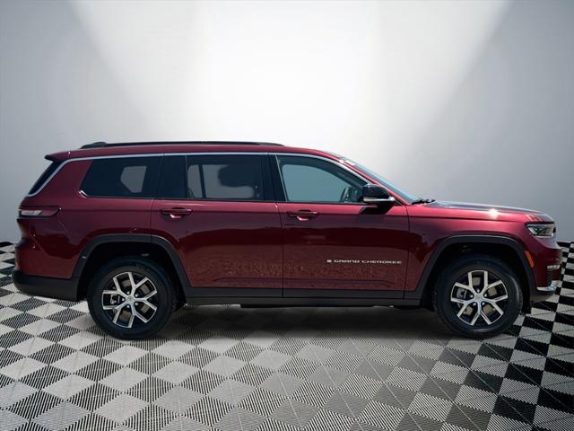 new 2025 Jeep Grand Cherokee L car, priced at $52,697