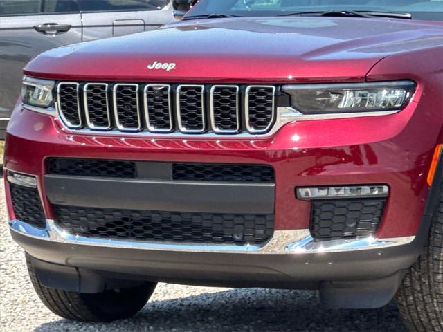 new 2025 Jeep Grand Cherokee L car, priced at $52,697