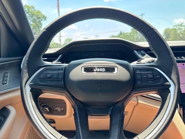 new 2025 Jeep Grand Cherokee L car, priced at $52,697
