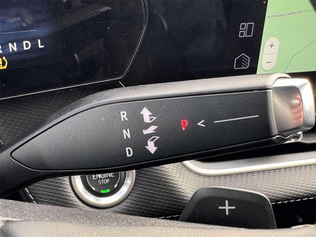 used 2025 Chevrolet Equinox car, priced at $22,000