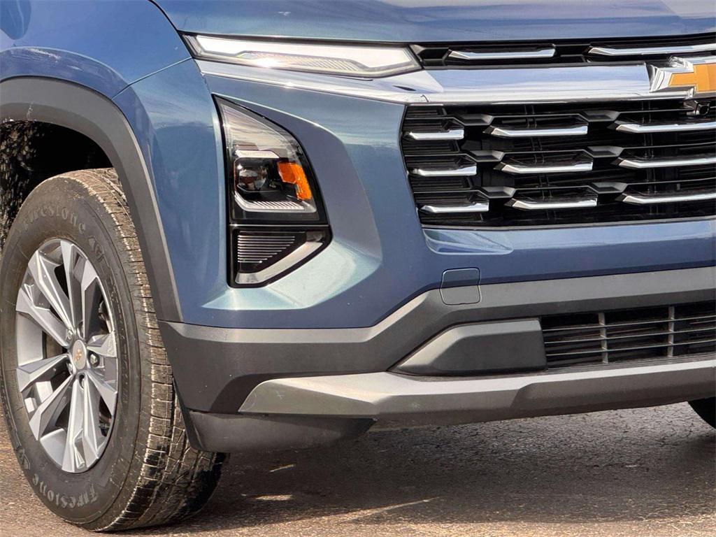 used 2025 Chevrolet Equinox car, priced at $22,000