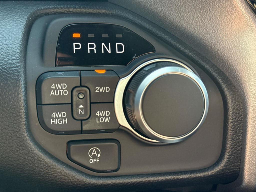 new 2025 Ram 1500 car, priced at $53,532