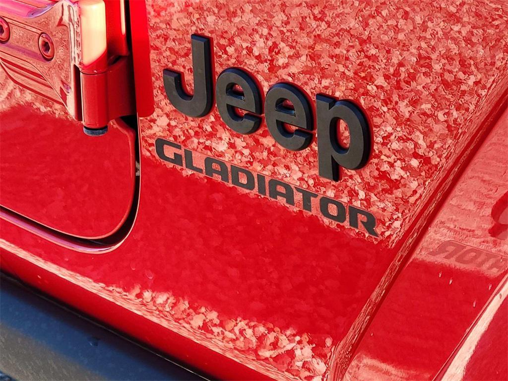 used 2022 Jeep Gladiator car, priced at $31,000
