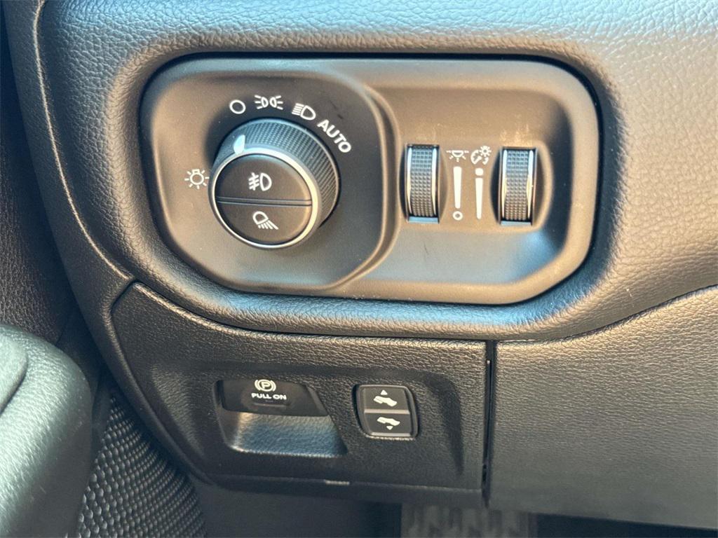 new 2025 Ram 1500 car, priced at $52,483