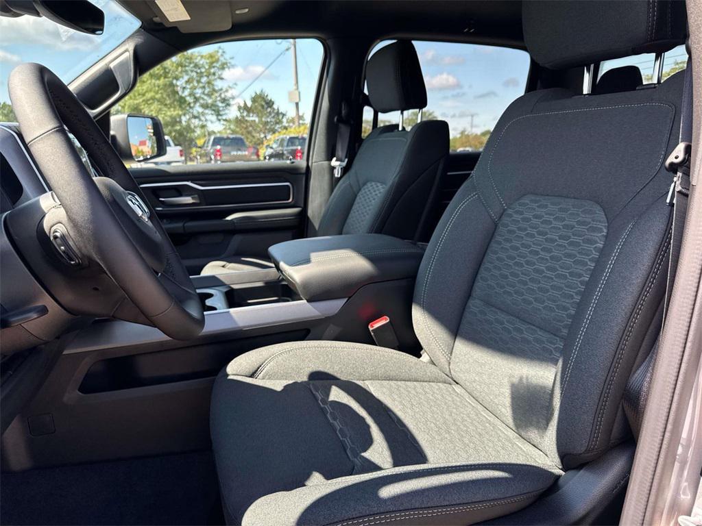 new 2025 Ram 1500 car, priced at $52,483