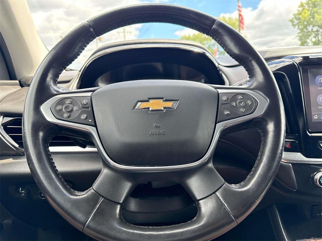 used 2021 Chevrolet Traverse car, priced at $17,995
