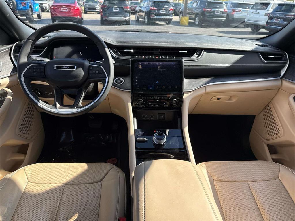 used 2023 Jeep Grand Cherokee car, priced at $29,000