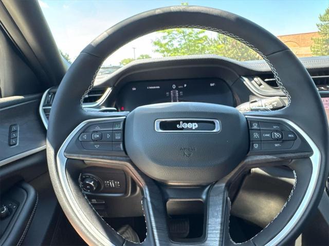 new 2025 Jeep Grand Cherokee car, priced at $52,438