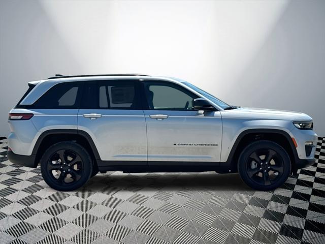 new 2025 Jeep Grand Cherokee car, priced at $52,438