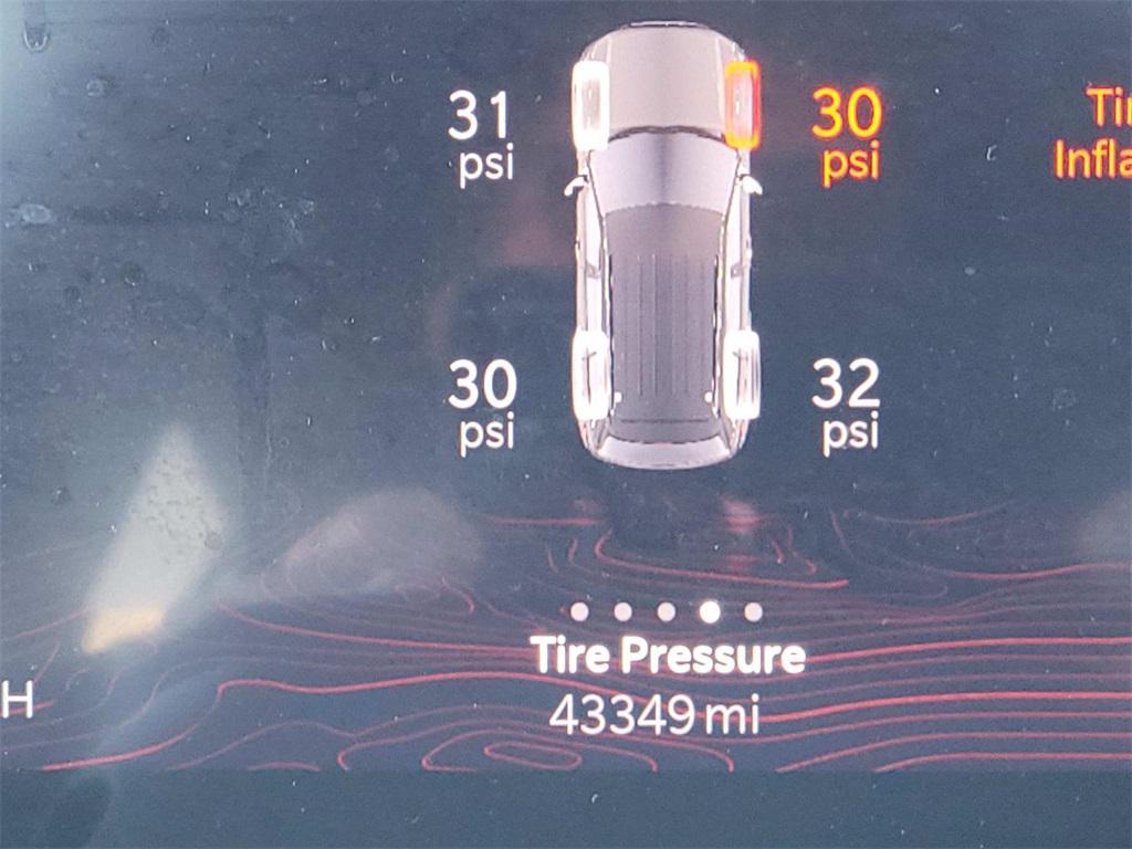 used 2024 Jeep Grand Cherokee car, priced at $31,000