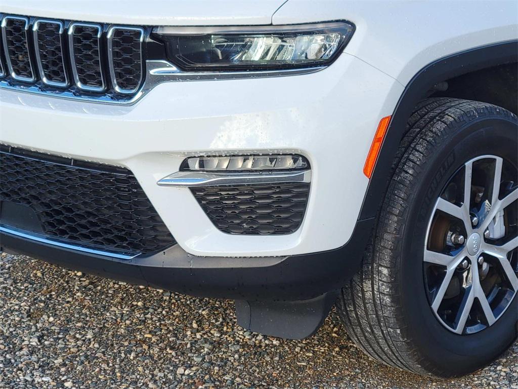 used 2024 Jeep Grand Cherokee car, priced at $31,000