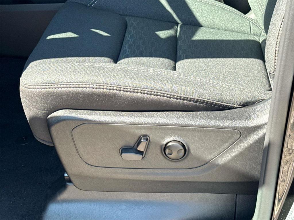 new 2025 Ram 1500 car, priced at $53,505