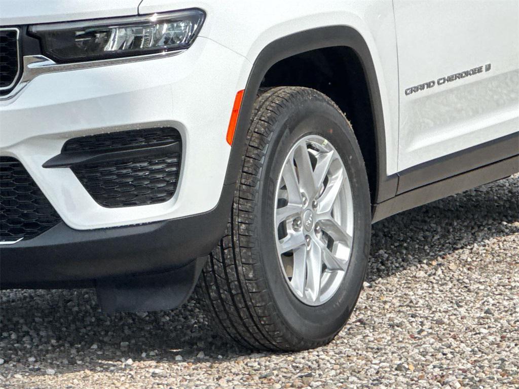 new 2025 Jeep Grand Cherokee car, priced at $40,808