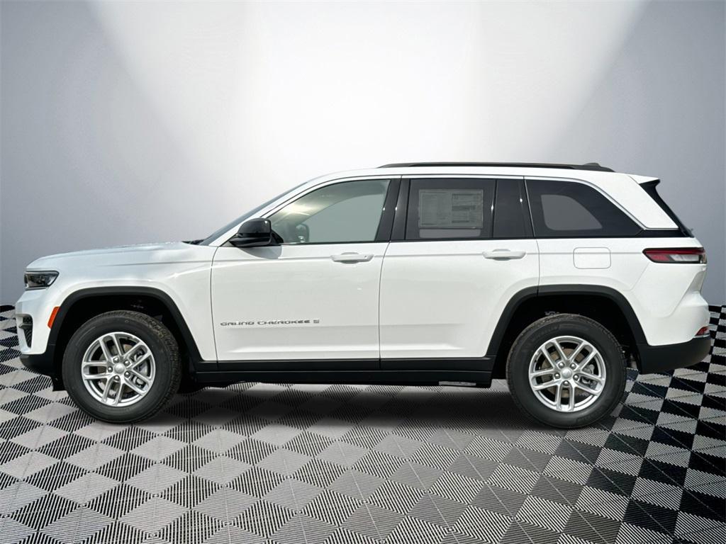 new 2025 Jeep Grand Cherokee car, priced at $40,808