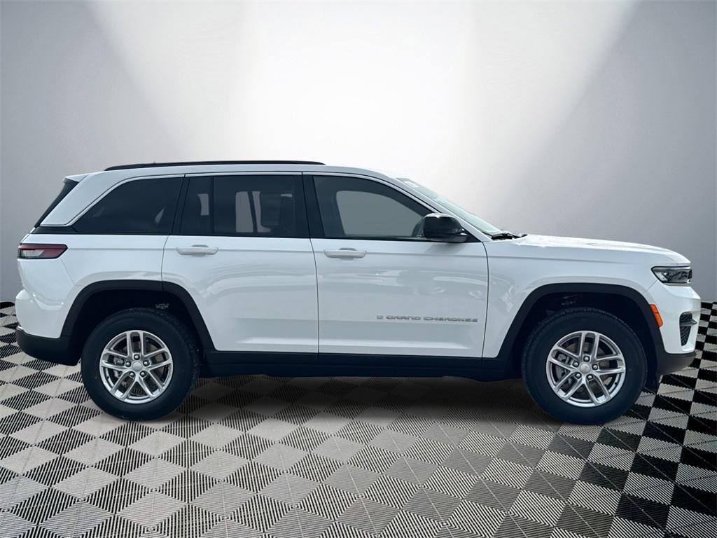new 2025 Jeep Grand Cherokee car, priced at $40,808