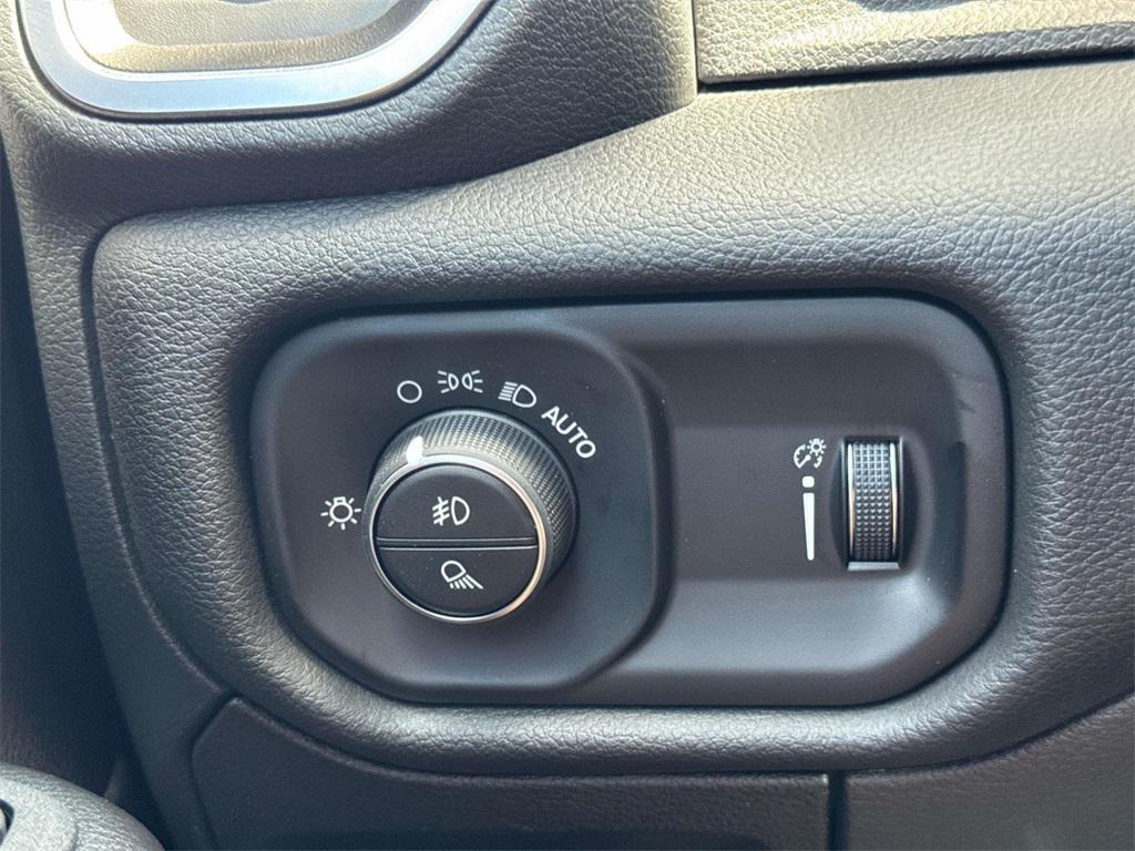 new 2025 Ram 1500 car, priced at $53,597